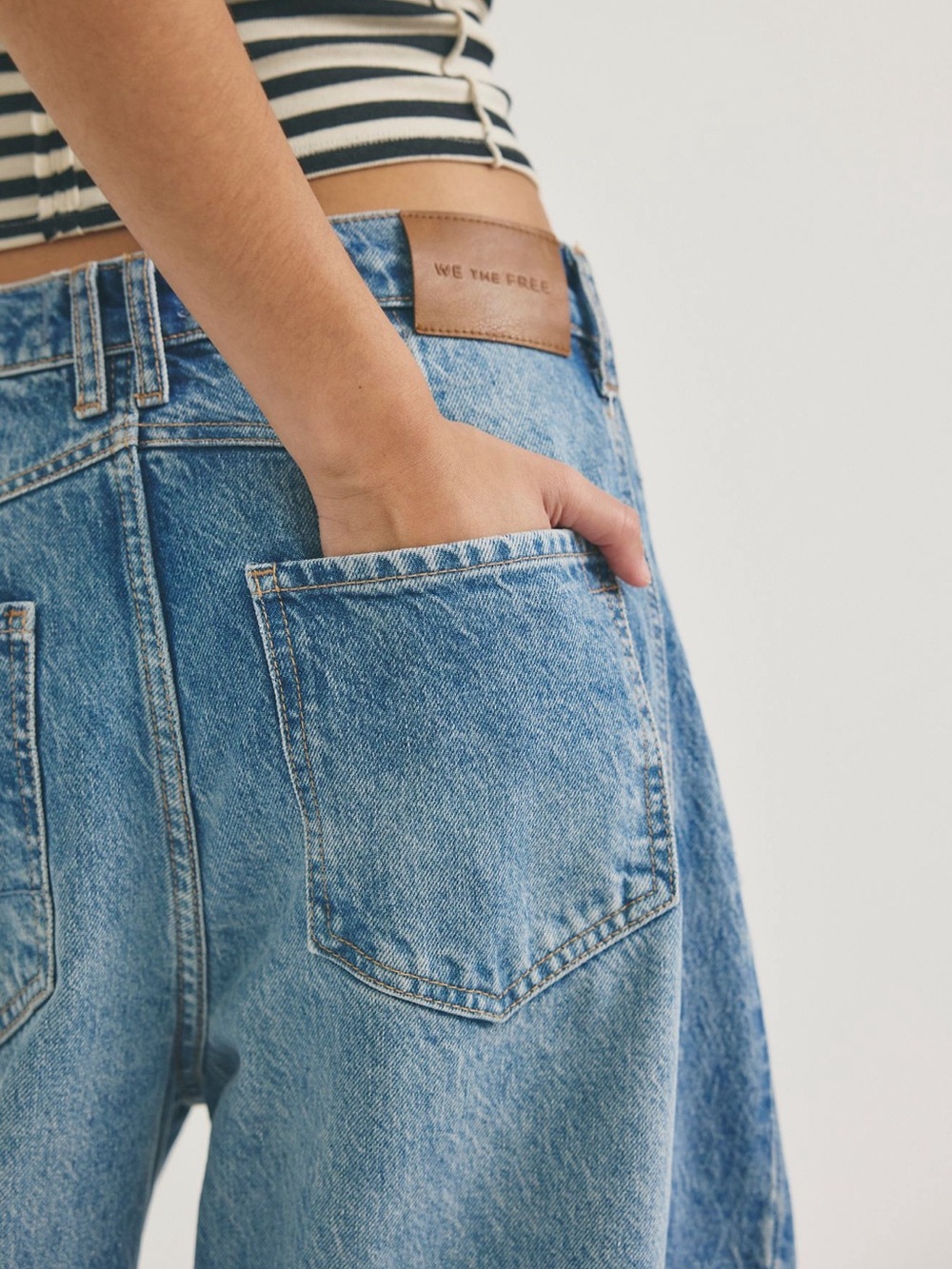 Free People We The Free Good Luck Mid Rise Barrel Jeans - Picture 4 of 4